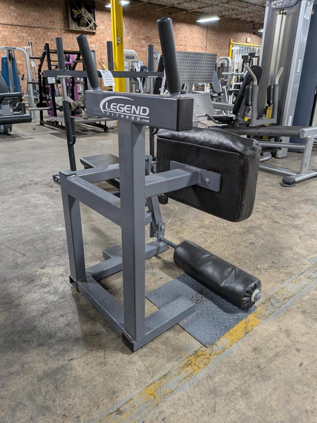 Legend Fitness Kneeling Leg Curl Machine – very good weight machines for sale