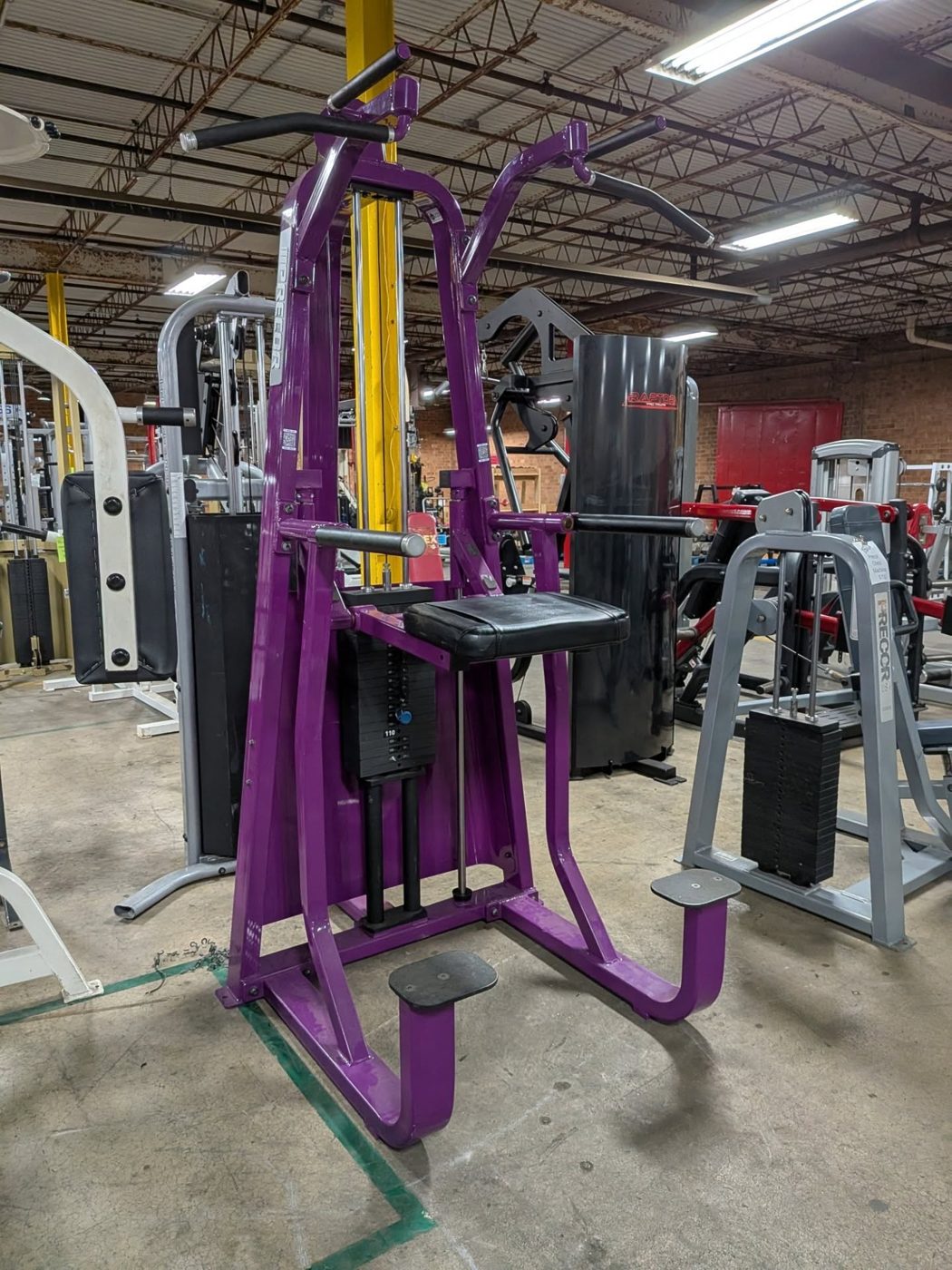 Precor Assisted Chin / Dip Machine – very good weight machines for sale