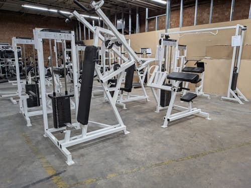 Universal 16-Piece Selectorized Circuit – very good weight machines for sale