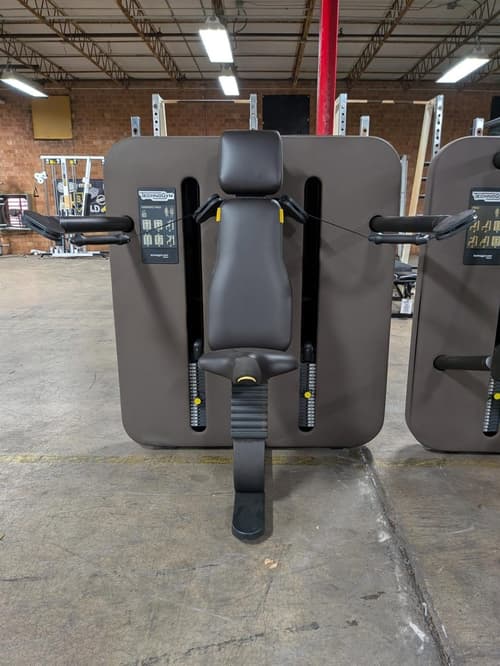 Technogym Overhead Press Machine – very good shoulder press machines for sale