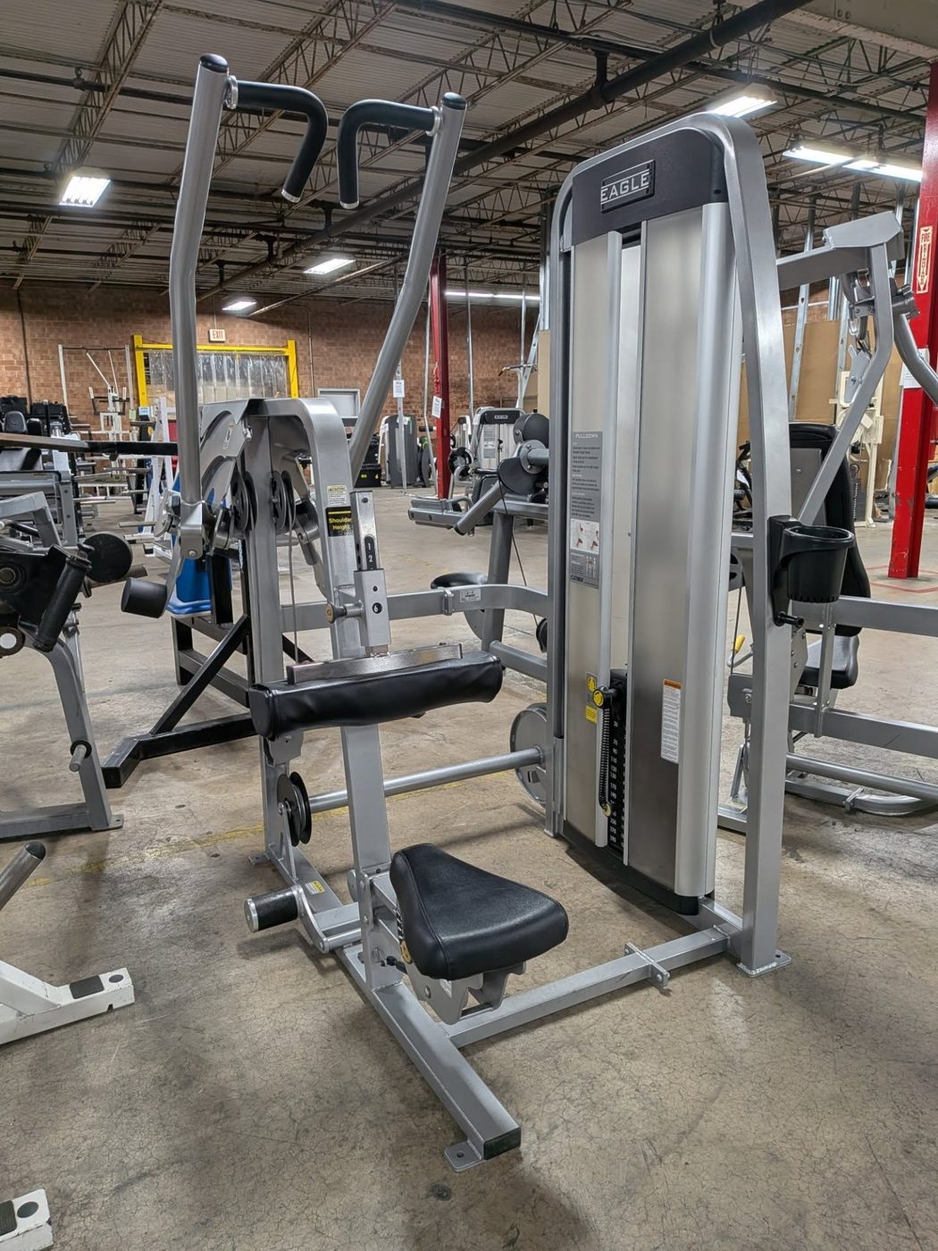 Cybex Eagle Pulldown Machine – very good lat pulldown machines for sale