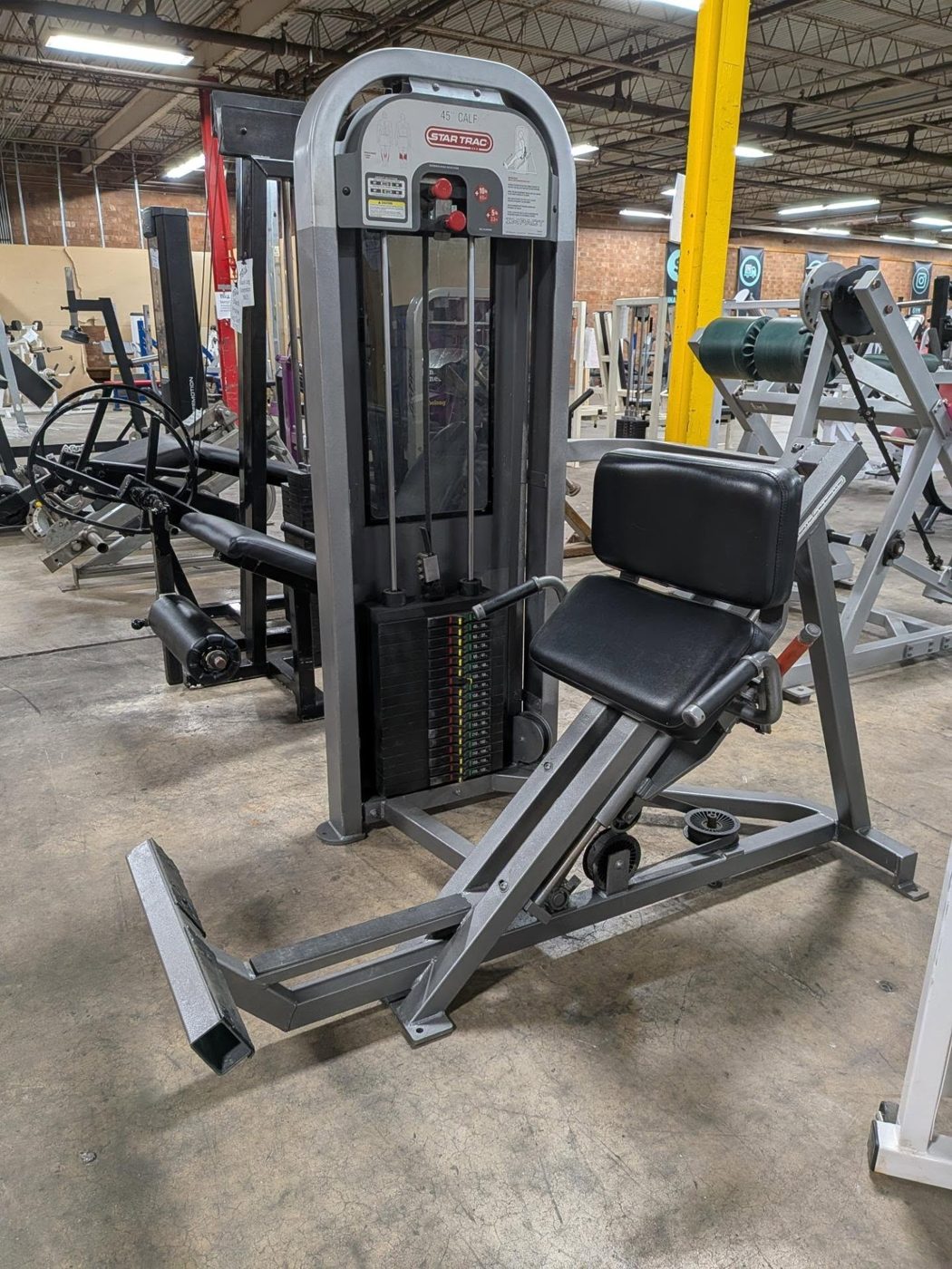Star Trac 45 Degree Calf Machine – very good weight machines for sale