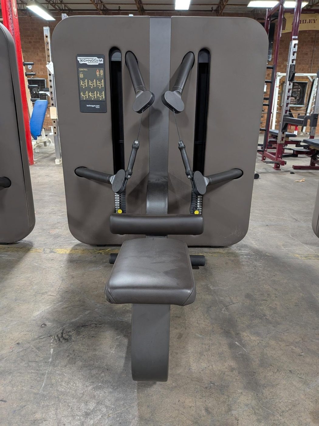 Technogym Low Pull Machine – very good cable machines for sale