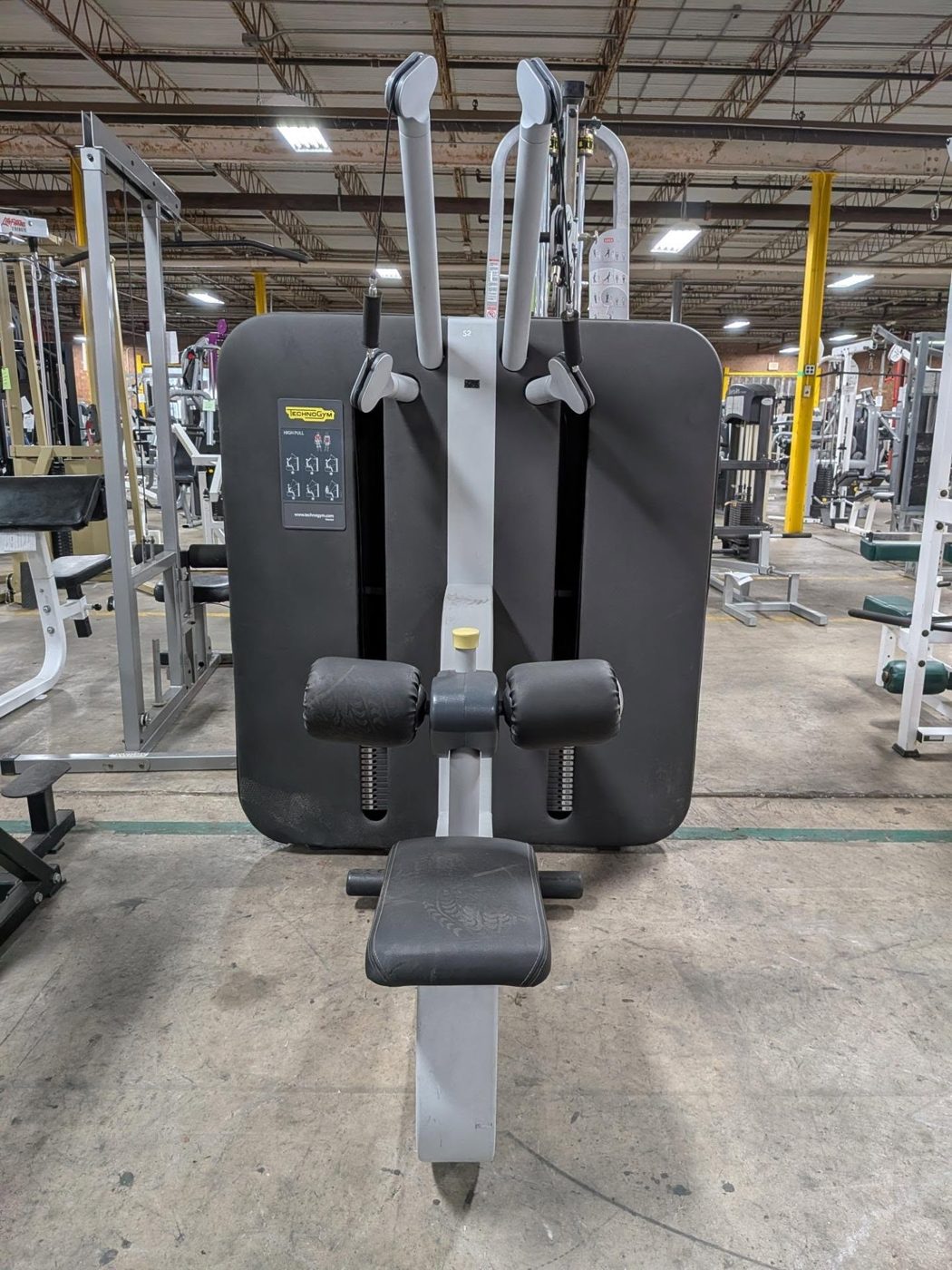 Technogym High Pull Machine (Grey) – very good cable machines for sale