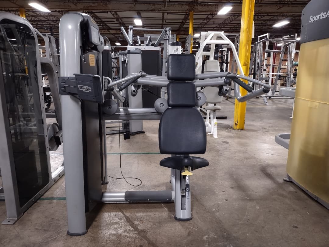 Technogym Shoulder Press Machine – very good shoulder press machines for sale
