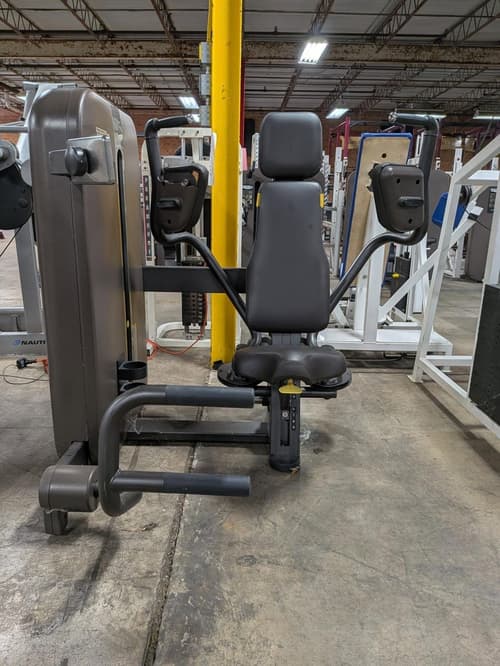 Technogym Pectoral Machine (Brown) – very good weight machines for sale